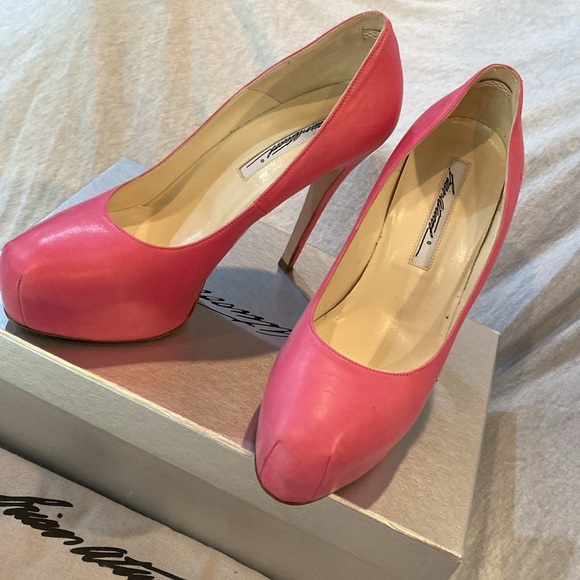 Brian Atwood “Maniac” Barbie Pink nubuck leather platform pumps rounded toe 37.5 - Picture 15 of 15